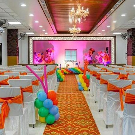 Omkar Executive Hotel Yerandwane Exterior foto